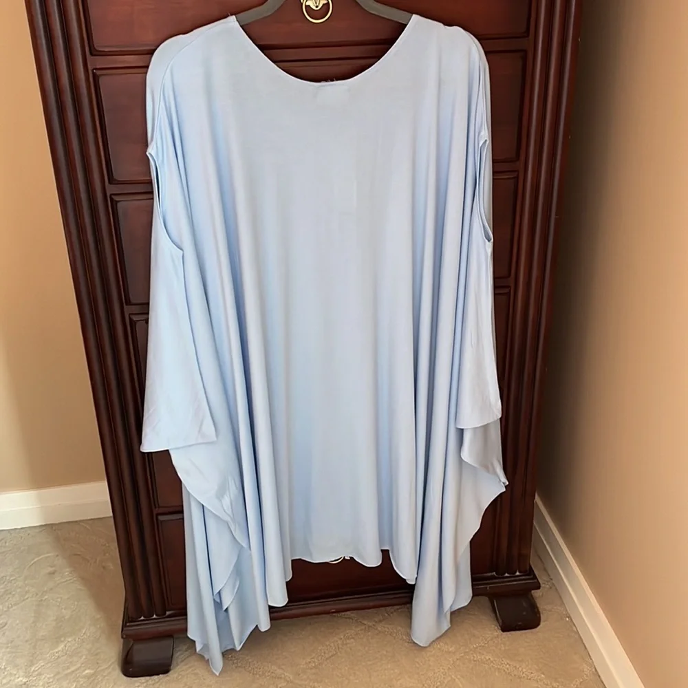 Three Bird Nest Light Blue Wren Tunic NWT - Picture 5 of 6